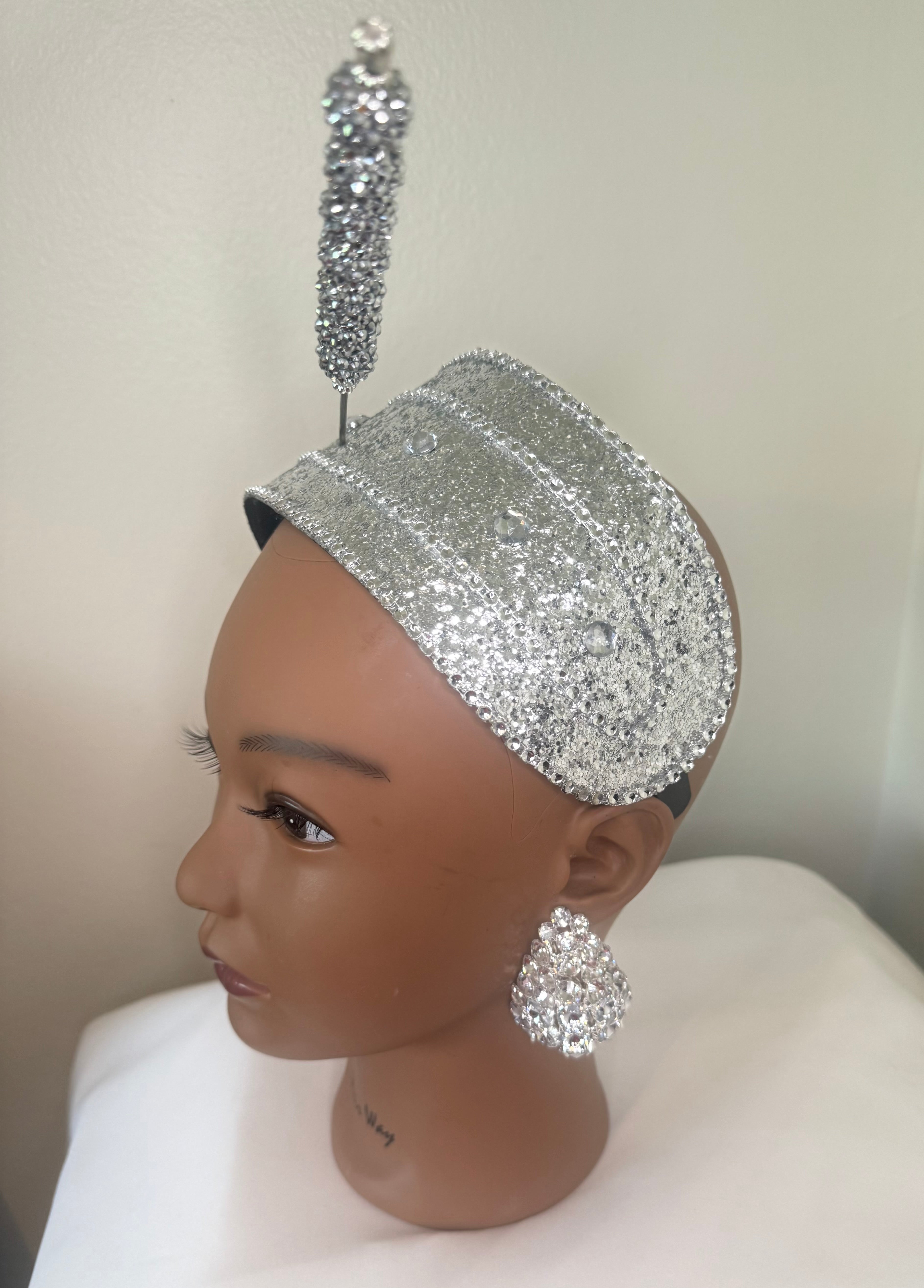 Silver Lady Fascinator